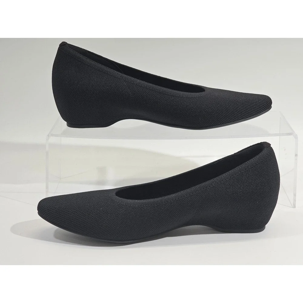 Vivaia Pointed Toe Wedge Flats Womens 40 Black Recycled Knit Comfort Shoes NWOB